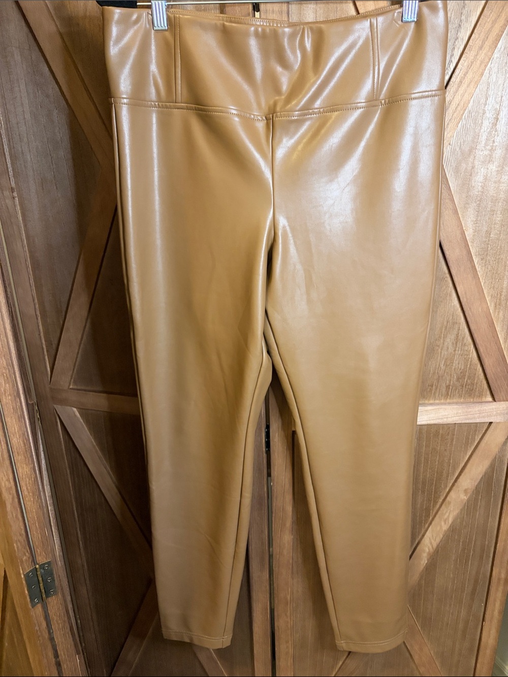 LAUNDRY by Shelli Segal Faux Leather Camel Leggings – SIZE XL